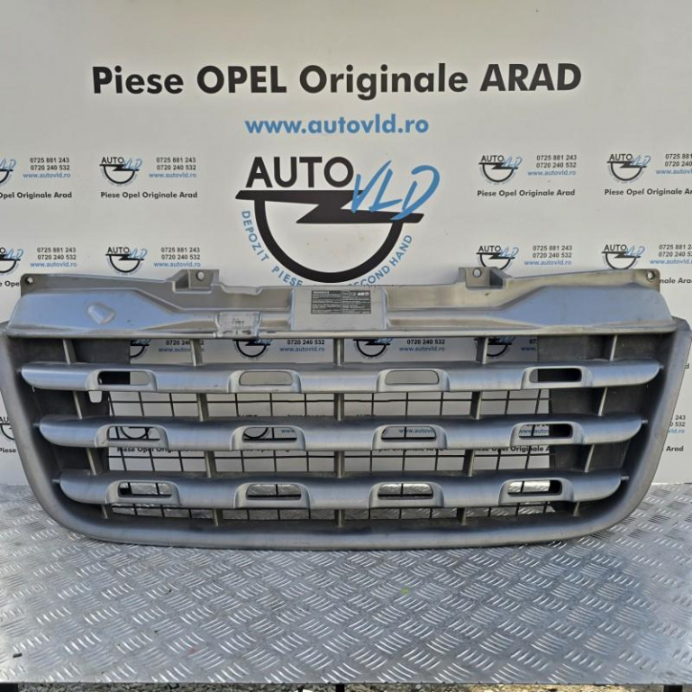 Grila centrala radiator Renault Master 2011-2024 0001045706