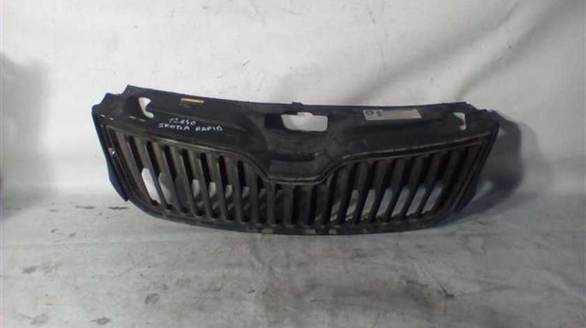 Grila centrala Skoda Rapid An 2012-2015 cod 5JA853668