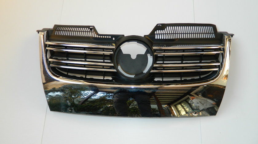 Grila centrala VW Jetta model 2005-2010