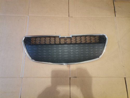 Grila Chevrolet Spark 2013-2015 cod 95078757