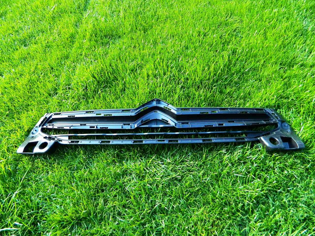 Grila CITROEN C-ELYSEE cod 9676957880