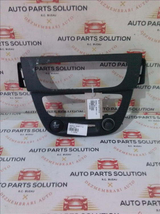 Grila climatronic RENAULT Megane 3 an fabr.2011