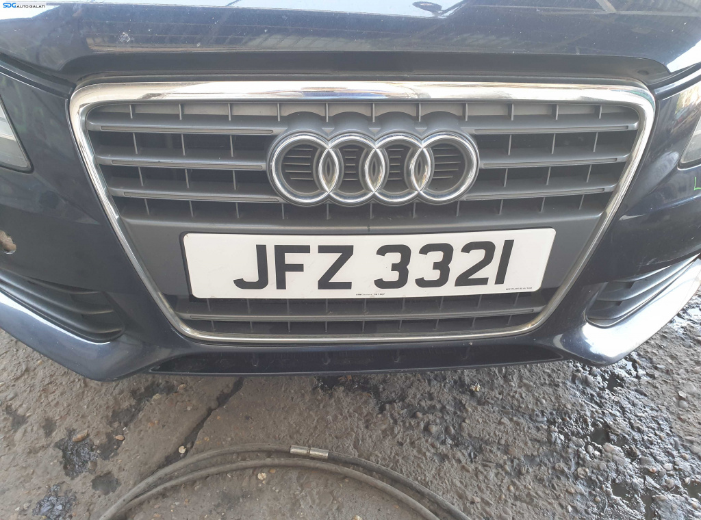 Grila cu Emblema Audi A4 B8 NFL Non Facelift 2008 - 2012 [K4630]