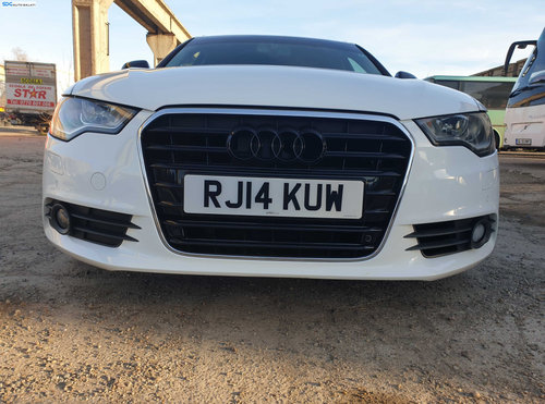 Grila cu Emblema Sigla de pe Spoiler Bara Fata Audi A6 C7 2011 - 2014 [K0783]