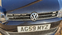 Grila cu Emblema Spoiler Bara Fata VW Polo 6R 2009...