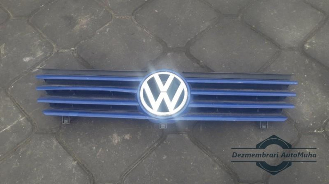 Grila cu emblema Volkswagen Polo (1999-2001)