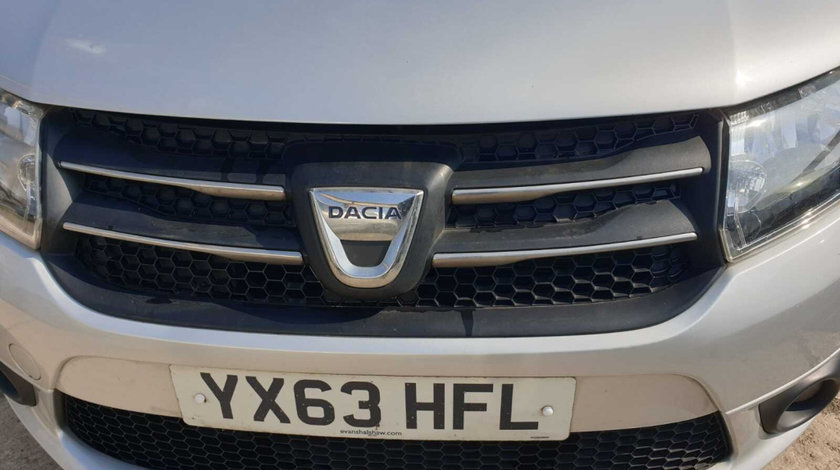 Grila cu Sigla Emblema Fata Dacia Logan 2 2012 - 2016 [C4554]