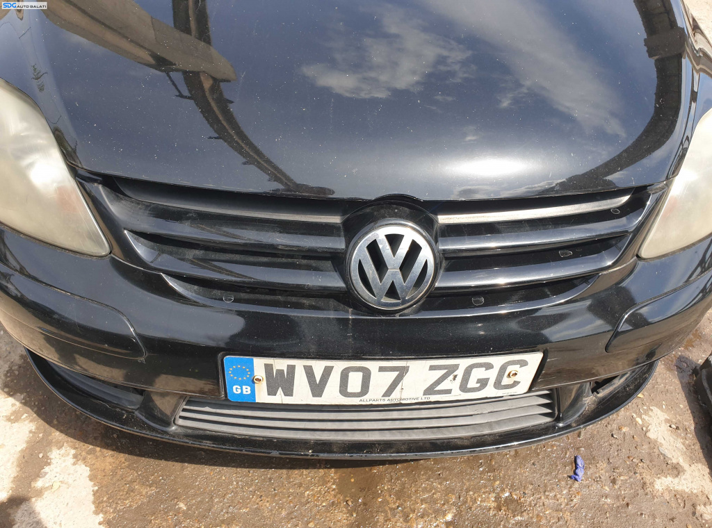 Grila cu Sigla Emblema Volkswagen Golf 5 Plus 2004 - 2008 [K5061]
