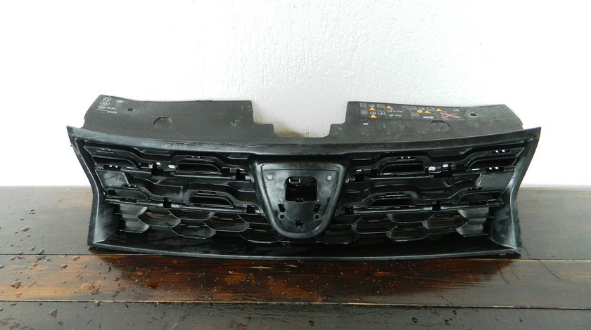 Grila Dacia Duster