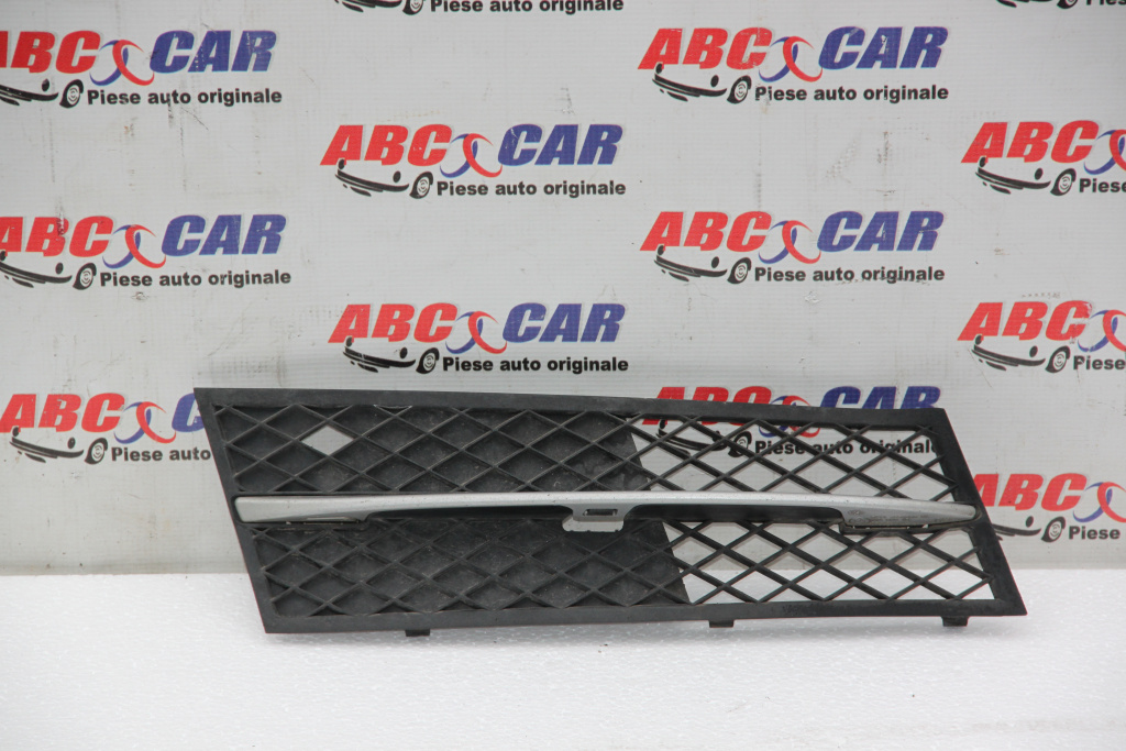 Grila dreapta bara fata BMW Seria 5 F10/F11 2011-2016 51117200700