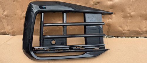Grila dreapta bara fata Vw Touareg 3 Facelift 2023 2024 2025
