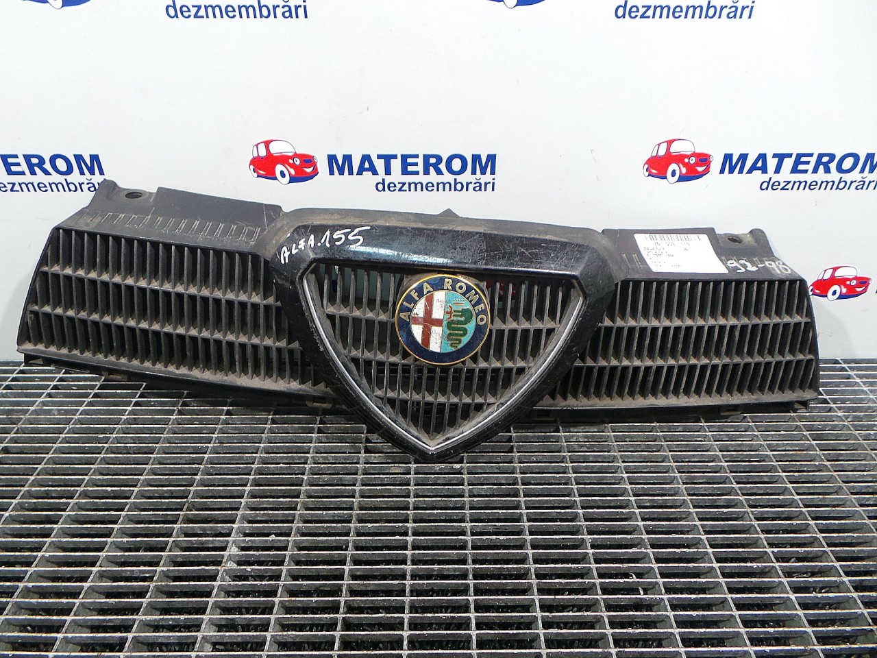 GRILA FATA ALFA ROMEO 155 - - (1992 1998)