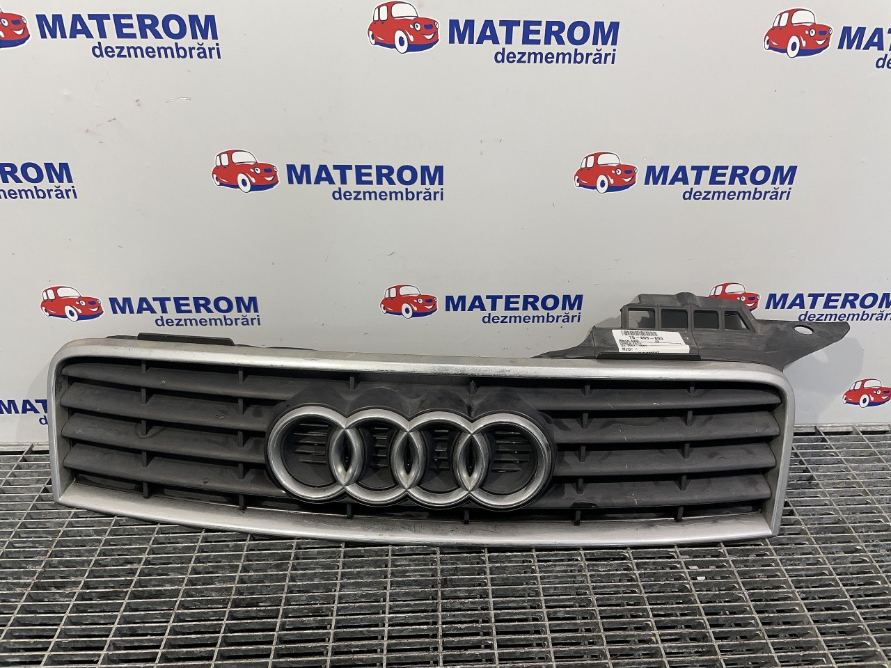GRILA FATA AUDI A3 A3 - - (2004 2007)