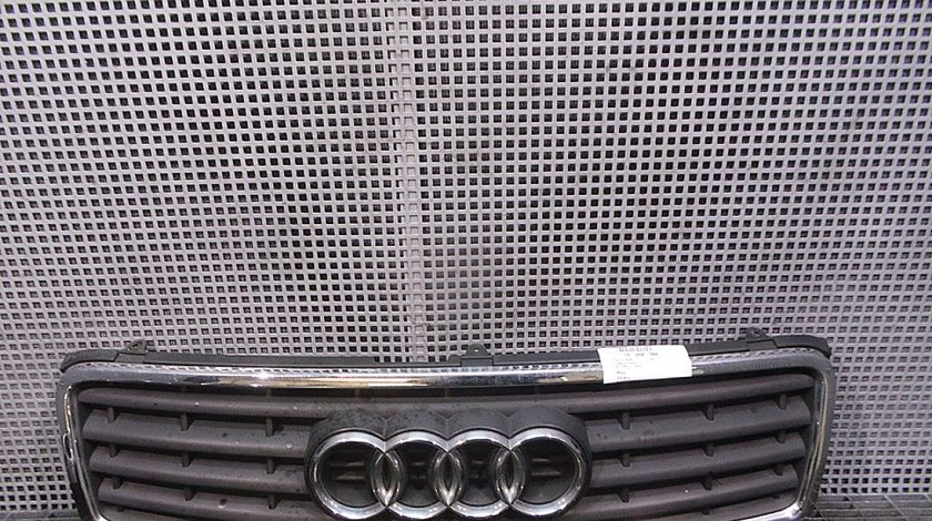 GRILA FATA AUDI A4 Cabriolet (8H7, B6, 8HE, B7) 2.4 benzina (2002 - 04-2009-03)