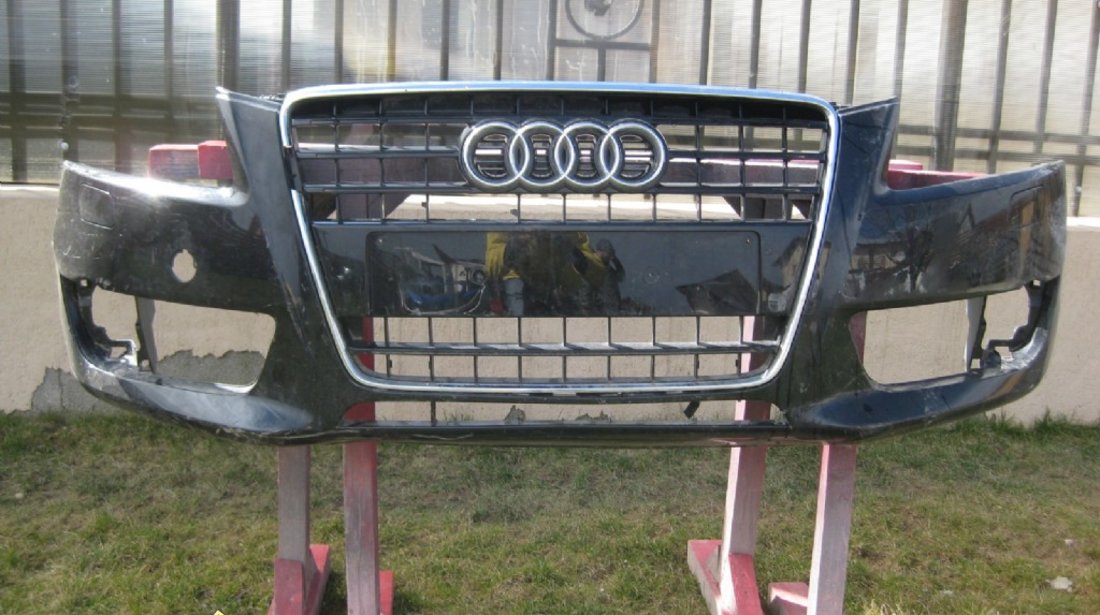 Grila fata Audi A5 an 2006