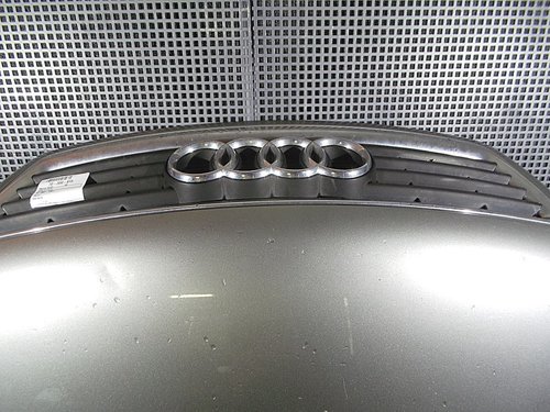 GRILA FATA AUDI A6 - - (1997 2001)