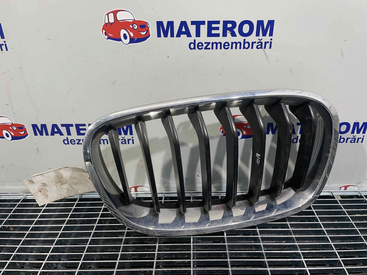 GRILA FATA BMW SERIA 1 F20 SERIA 1 F20 - - (2011 2015)