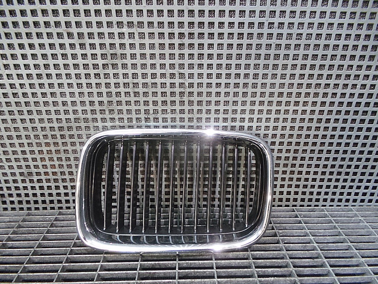 GRILA FATA BMW SERIA 3 E 36 SERIA 3 E 36 - - (1990 1998)