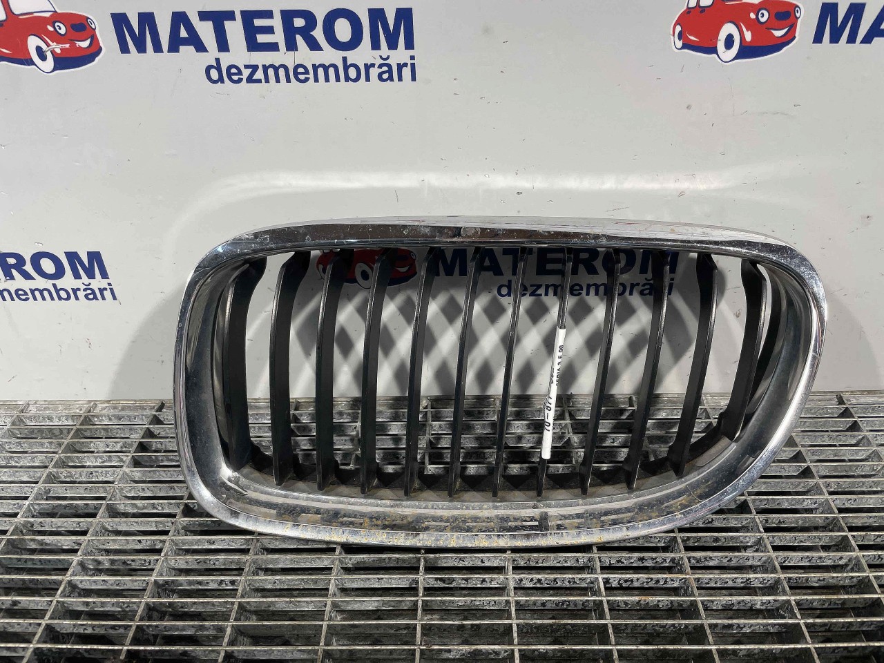 GRILA FATA BMW SERIA 3 E 90 - - (2007 2012)