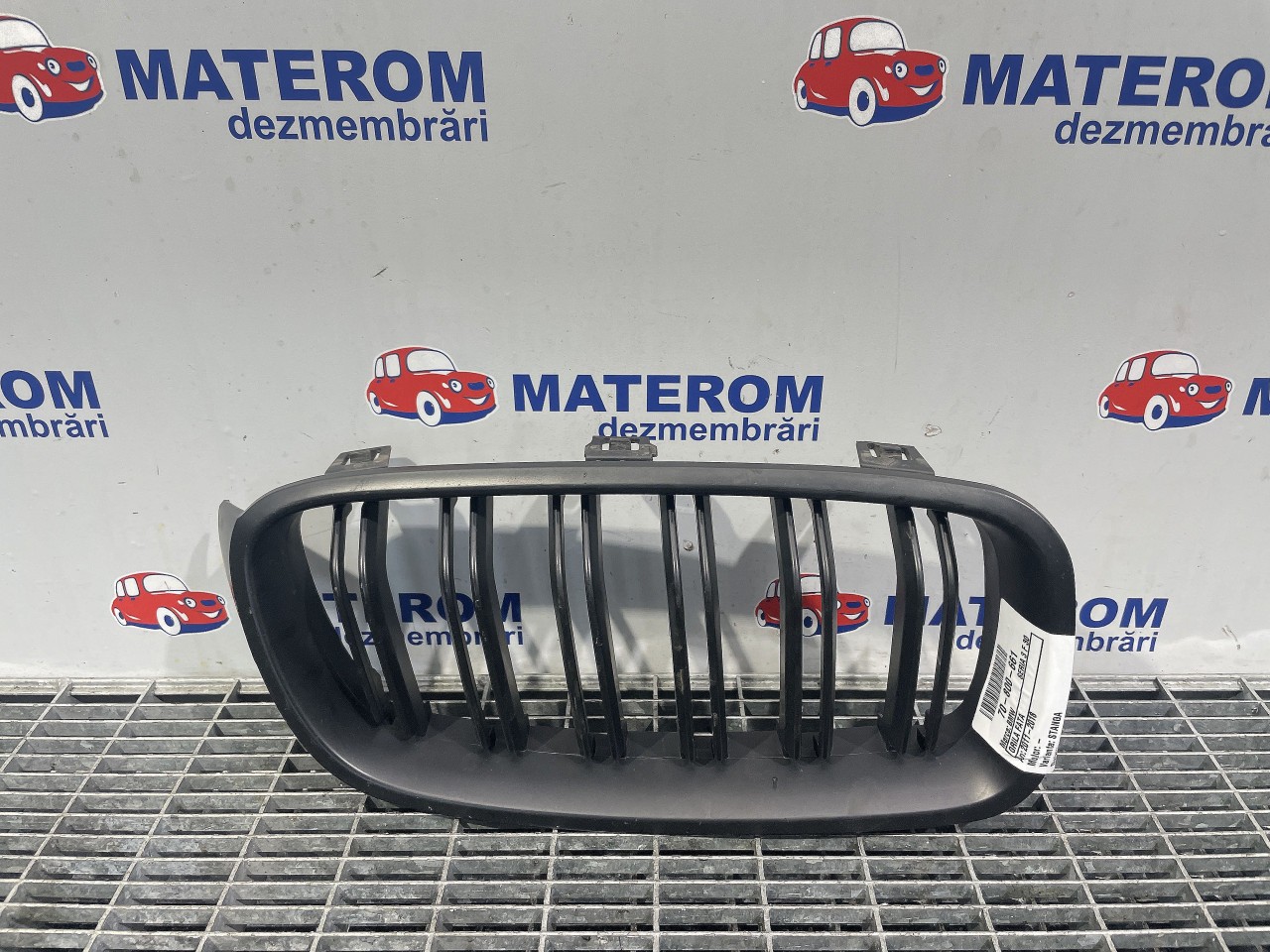 GRILA FATA BMW SERIA 3 F 30 - - (2011 2018)
