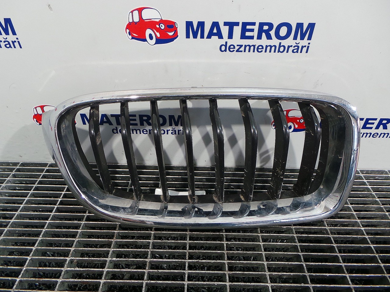 GRILA FATA BMW SERIA 3 F 30 SERIA 3 F 30 - - (2011 2015)