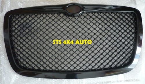 GRILA FATA CHRYSLER 300C 2005-2010 DIN ABS [BENTLY DESIGN]