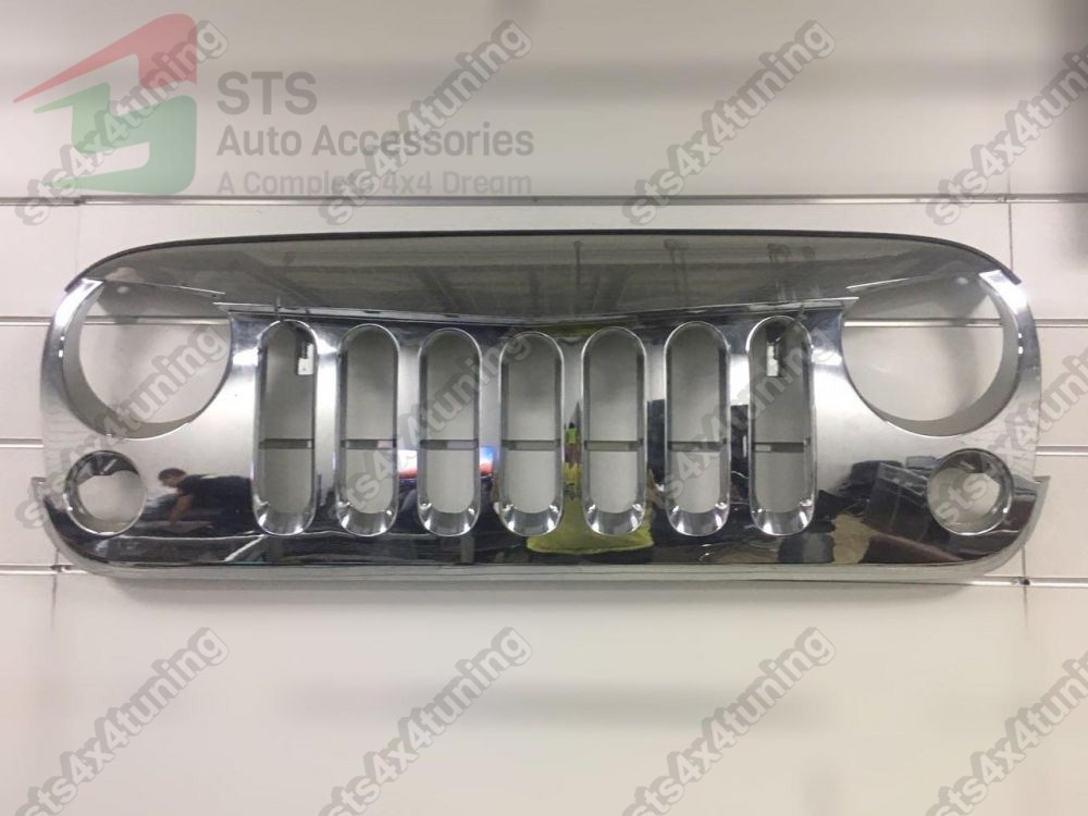 GRILA FATA CROMATE JEEP WRANGLER JK 2007-2017 [ANGRY BIRD DESIGN] [V8]