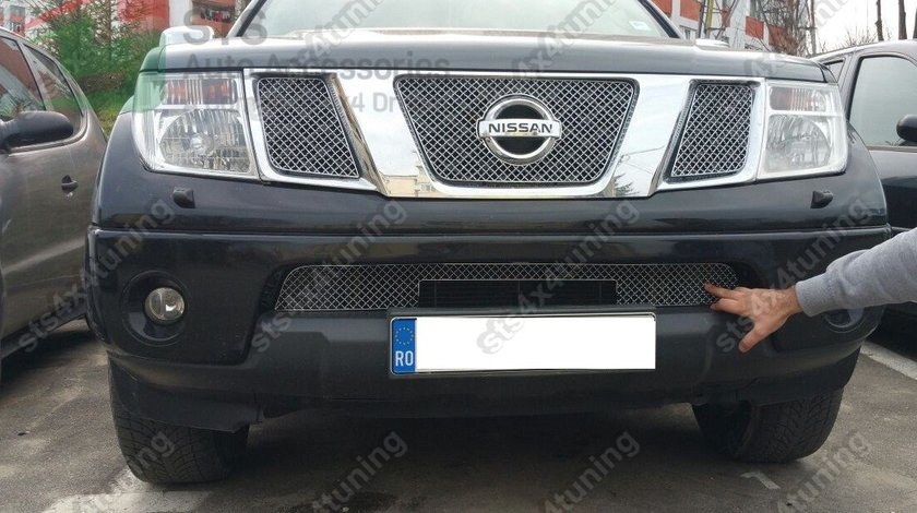 GRILA FATA CROMATE NISSAN NAVARA D40 2006-2009 [MESH LOOK]