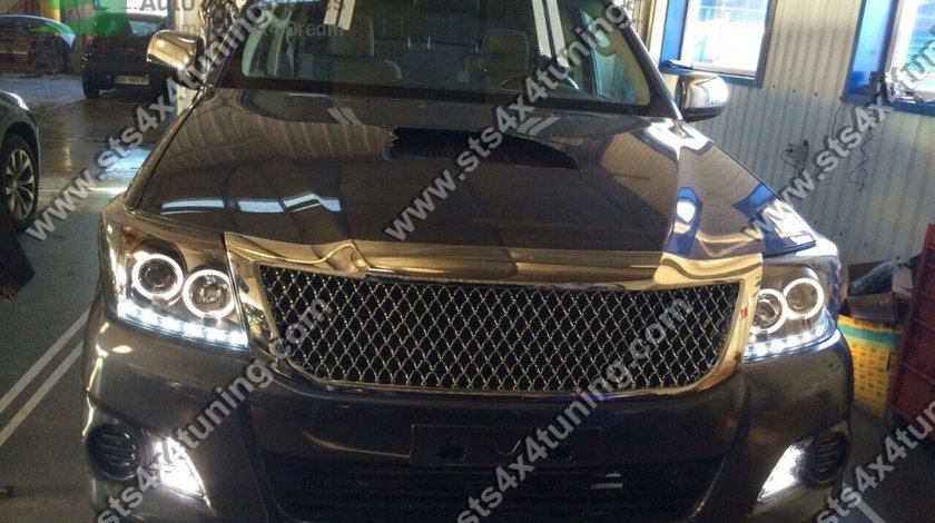 GRILA FATA CROMATE TOYOTA HILUX VIGO 2012-2016[BENTLY DESIGN]