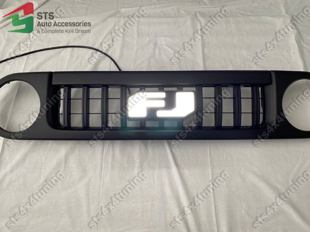 GRILA FATA CU LITERE LED TOYOTA FJ CRUISER 2007-2019 MB [V5]