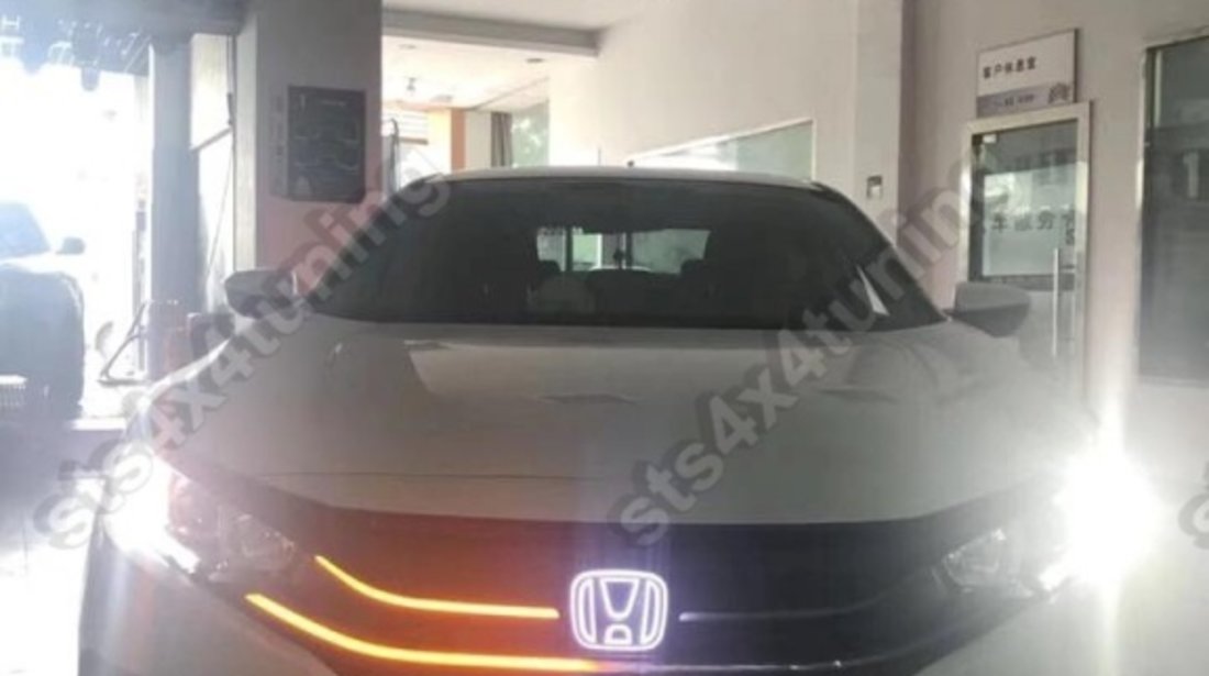 GRILA FATA CU LUMINI DE ZI DRL SI LED SEMNALIZARE HONDA CIVIC 2016-2019 [V1]