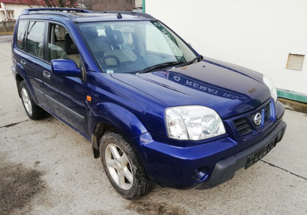 GRILA FATA CU SIGLA NISSAN X-TRAIL T30 FAB. 2001 - 2007 ⭐⭐⭐⭐⭐