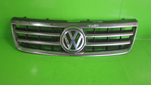 GRILA FATA CU SIGLA VW TOUAREG FAB. 2002 - 2010 ...