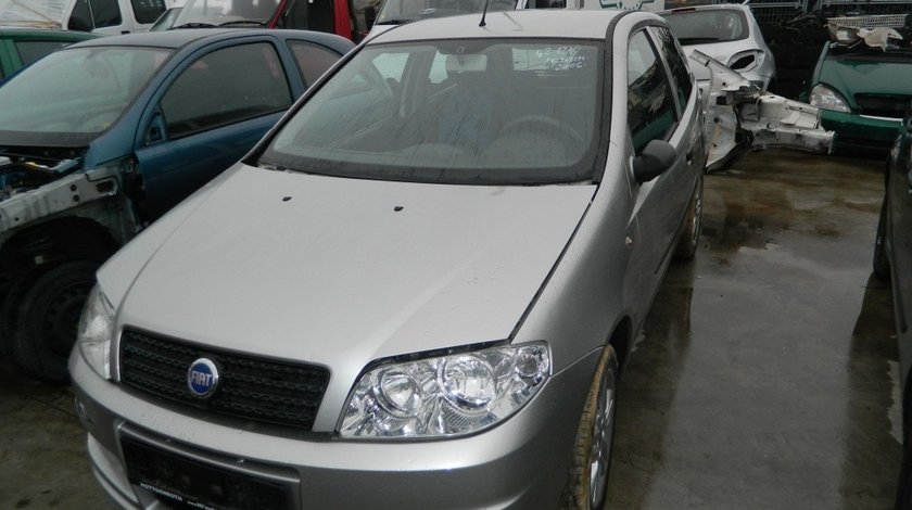 Grila fata Fiat Punto model 2006