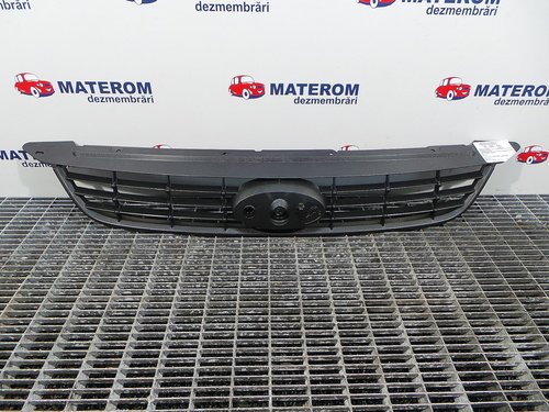 GRILA FATA FORD FOCUS - - (2008 2010)