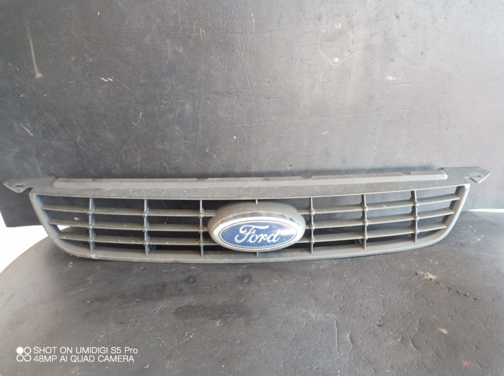 Grila fata , FORD FOCUS II (DA HCP) , 2004 COD - 8M518200BE