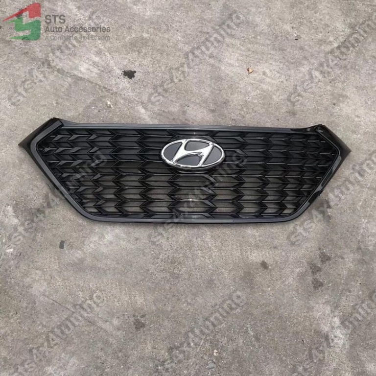 GRILA FATA HYUNDAI TUCSON 2015-2018 BK [MESH TIP]