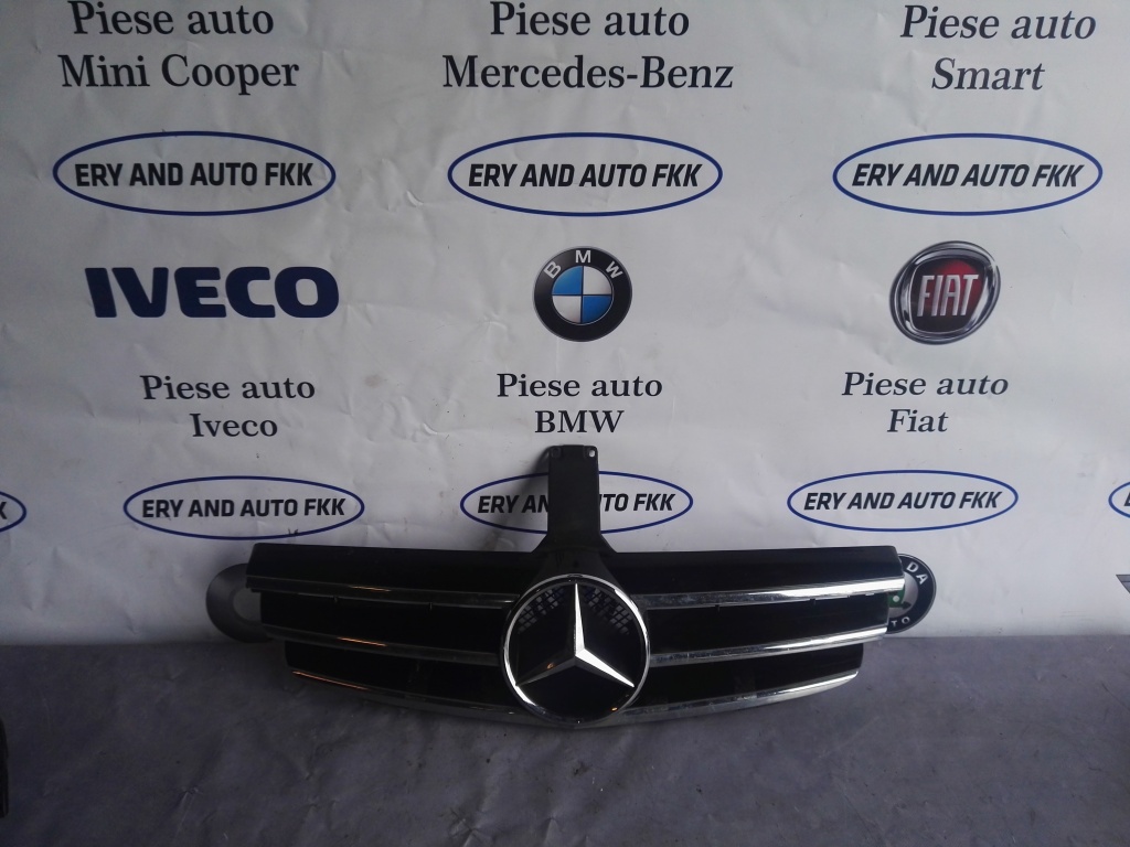 Grila fata Mercedes CLK W209