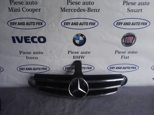 Grila fata Mercedes CLK W209