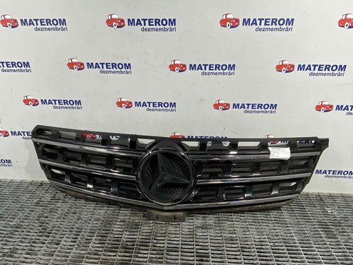 GRILA FATA MERCEDES ML - - (2012 2019)
