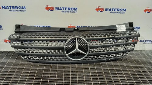 GRILA FATA MERCEDES VITO - - (2003 2010)