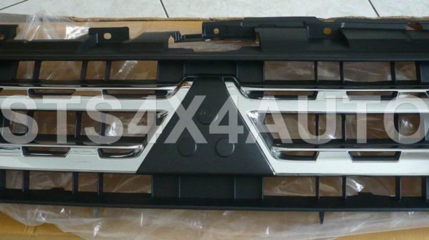 GRILA FATA MITSUBISHI PAJERO 2007-2014 [DESIGN 2013]