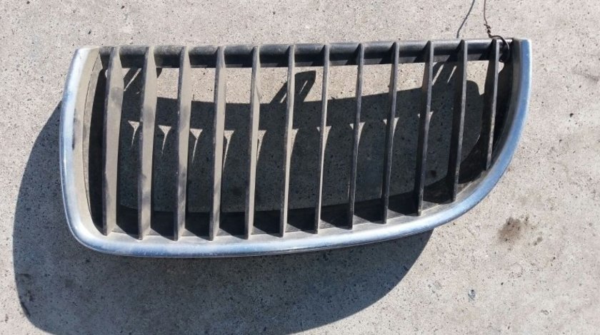 GRILA FATA NARI BMW SERIA 3 E90