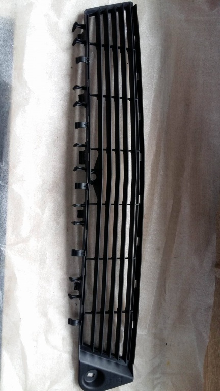 Grila fata opel vectra c 09186126 non facelift 0551004542