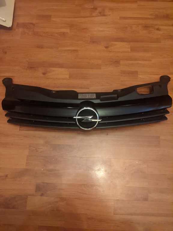 Grila fata originala Opel Astra H 2004-2