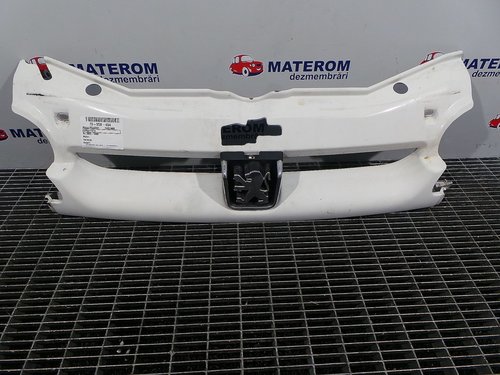 GRILA FATA PEUGEOT PARTNER - - (2002 2008)