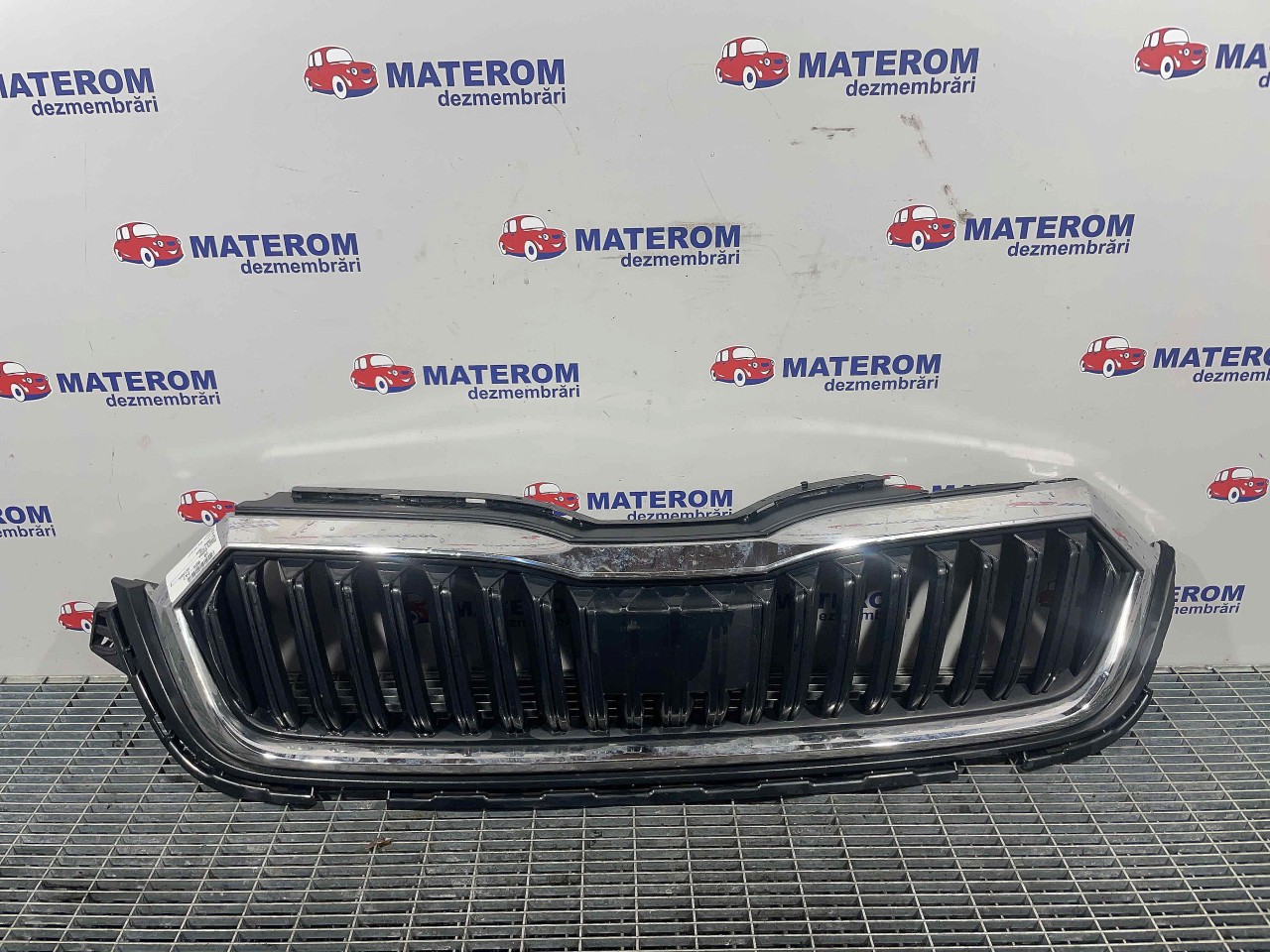 GRILA FATA SKODA OCTAVIA - - (2019 2024)
