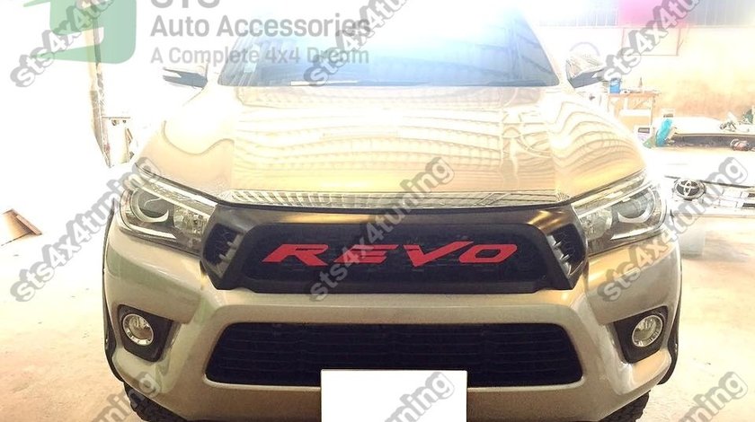 GRILA FATA TOYOTA HILUX REVO 2016-2020 NEGRE MATTE [TRD DESIGN][V13]