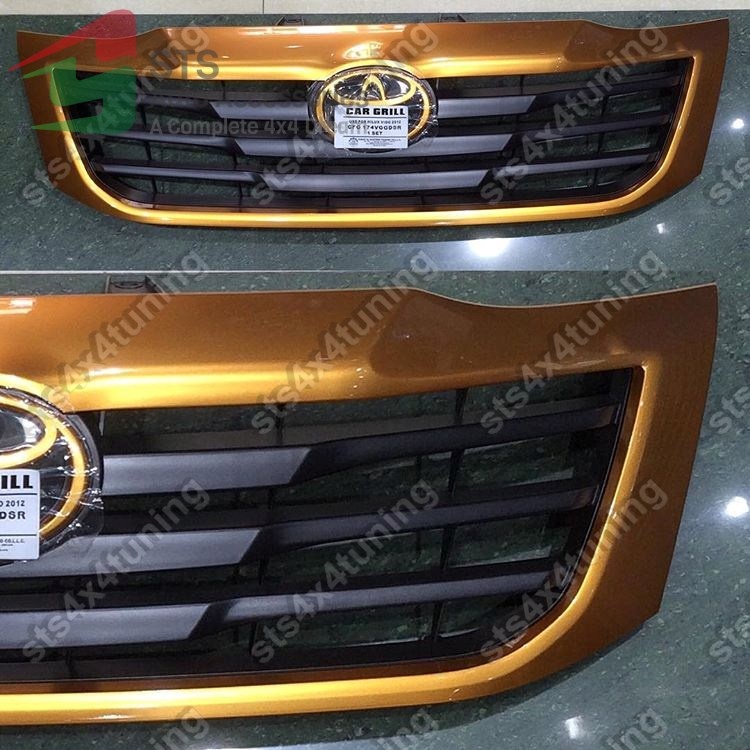 GRILA FATA TOYOTA HILUX VIGO 2012-2016 GRI+AURIU [OE DESIGN]