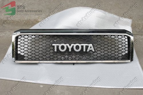 GRILA FATA TOYOTA LAND CRUISER FJ70 2007-2023 [2015 MESH TIP]